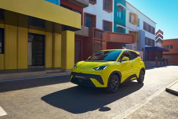 BYD ATTO 1 - Slide 12